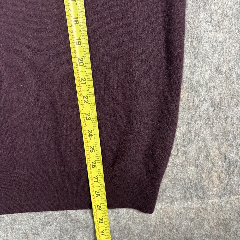 Bloomingdale's Sweater Men's XL Purple V Neck Cashmere Pullover - Picture 5 of 7